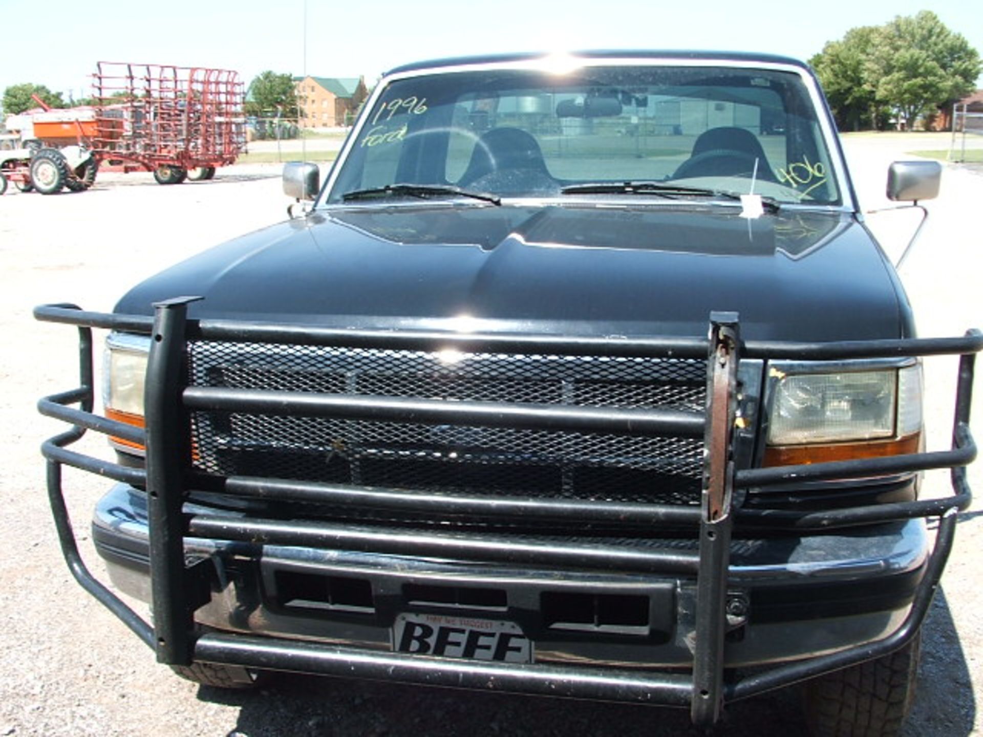 Lot 406 1996 Ford F250, Automatic, 4WD - Image 2 of 7