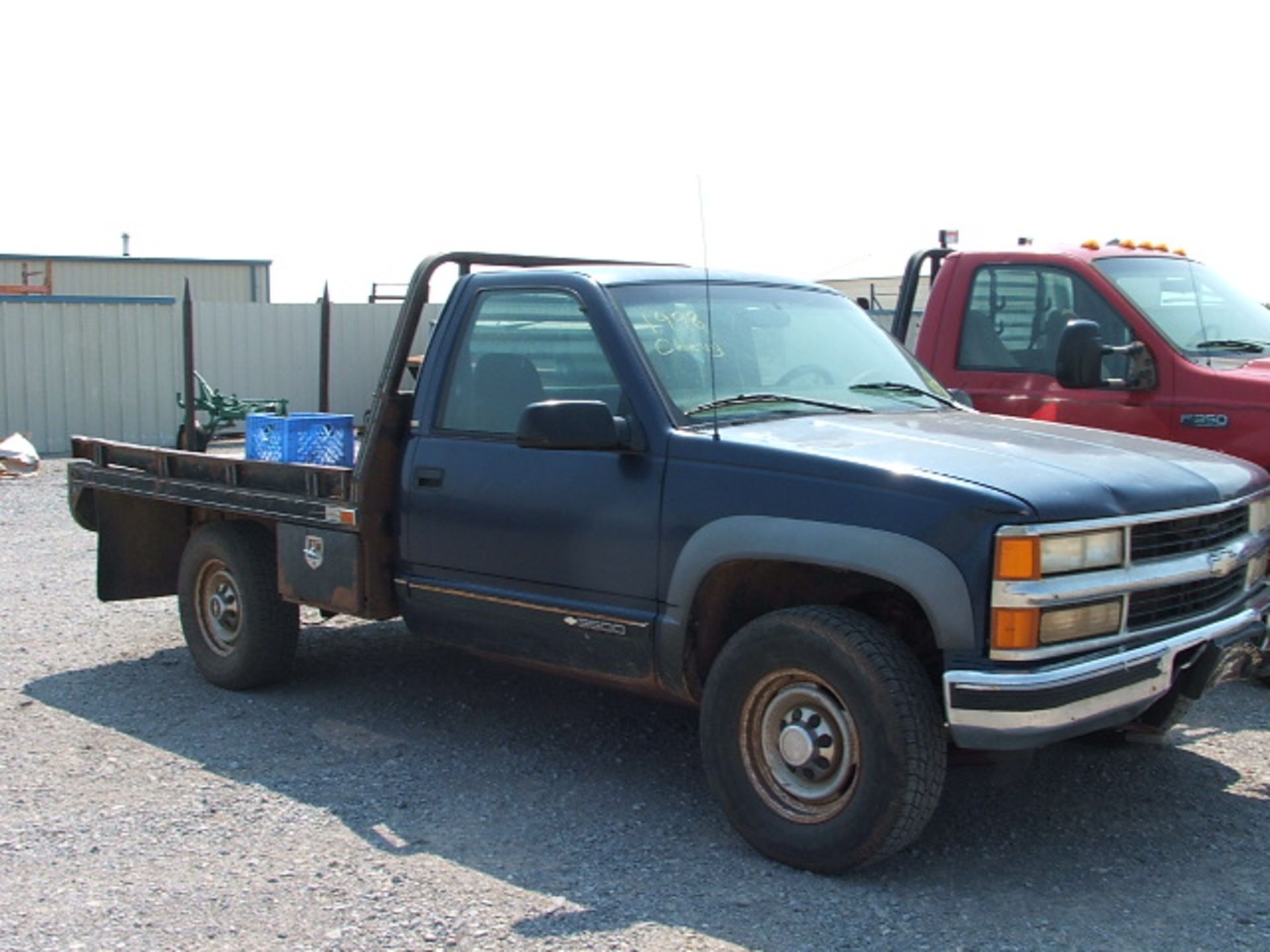 Lot 452 1998 Chevy 3500, 5 Speed, 4WD, W/Butler Bale Bed