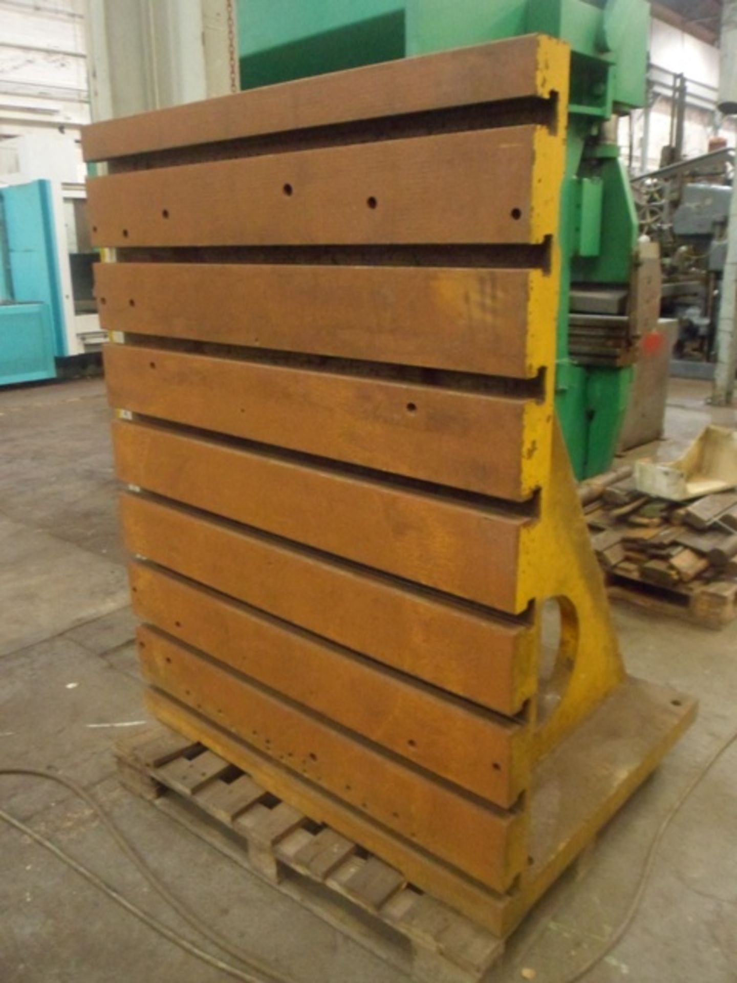 Large ‘T’ Slotted Angle Plate