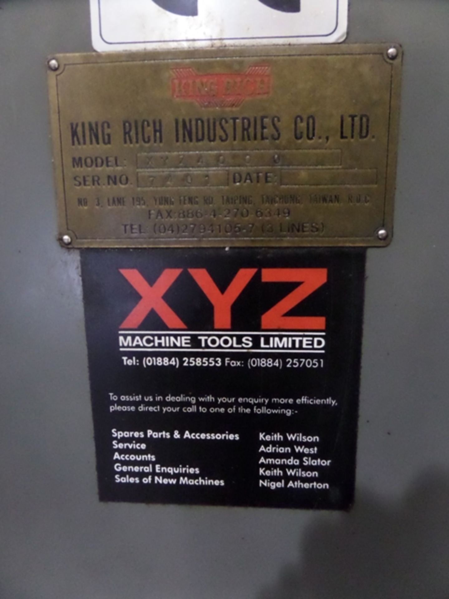 XYZ 4000 CNC Bed Mill - Image 8 of 9