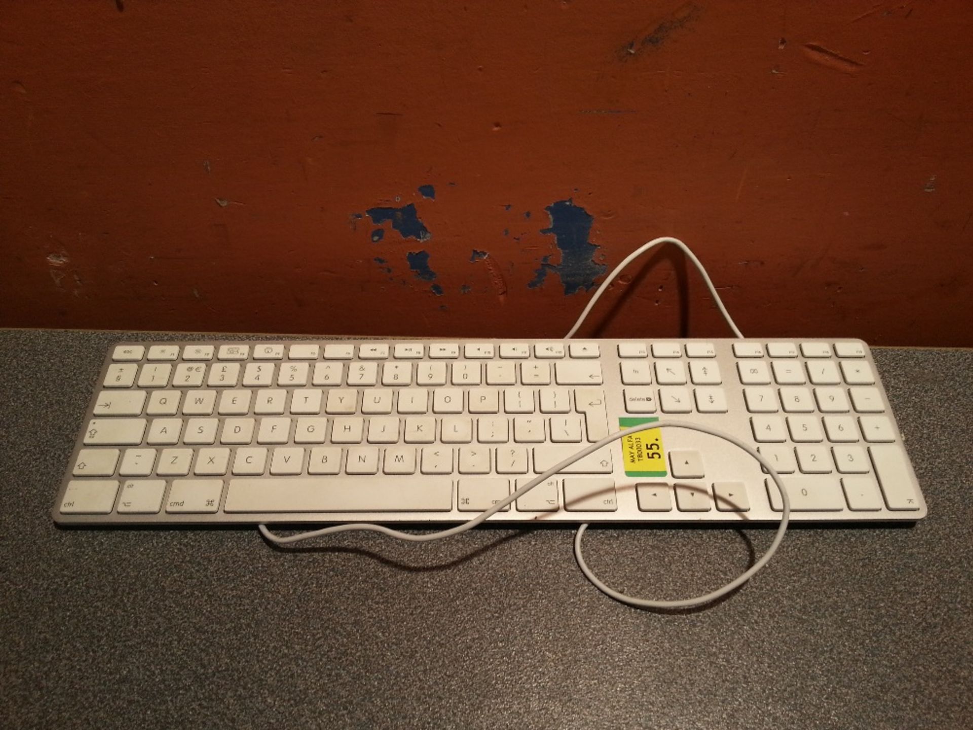 Apple White Keyboard