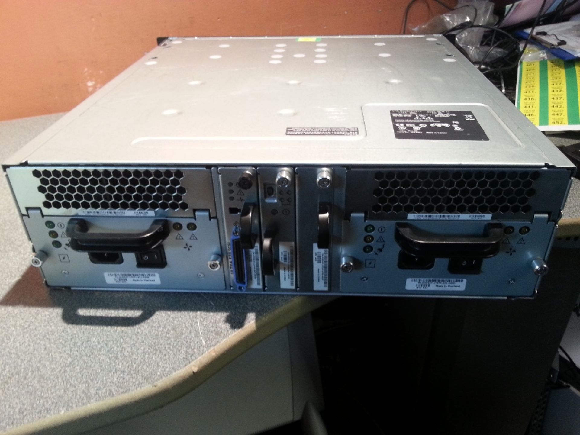 DELL 220S SCSI Disk Array - 3276GB (8X 300GB - 6X 146GB Hdd) - 3U Rackmount - Tested And Working - Image 2 of 2