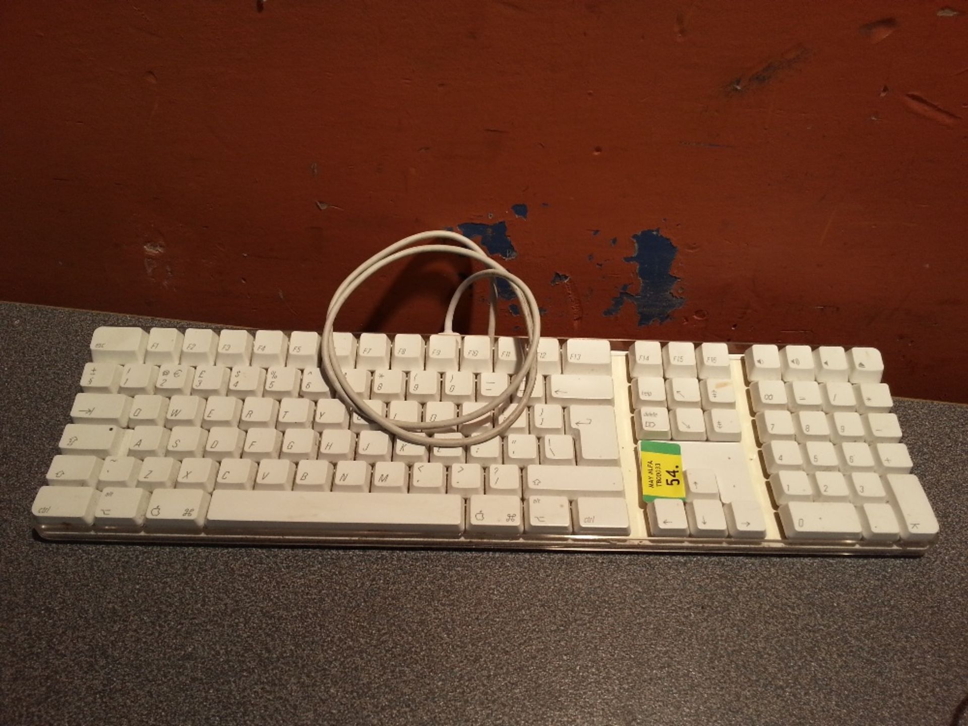 Apple White Keyboard