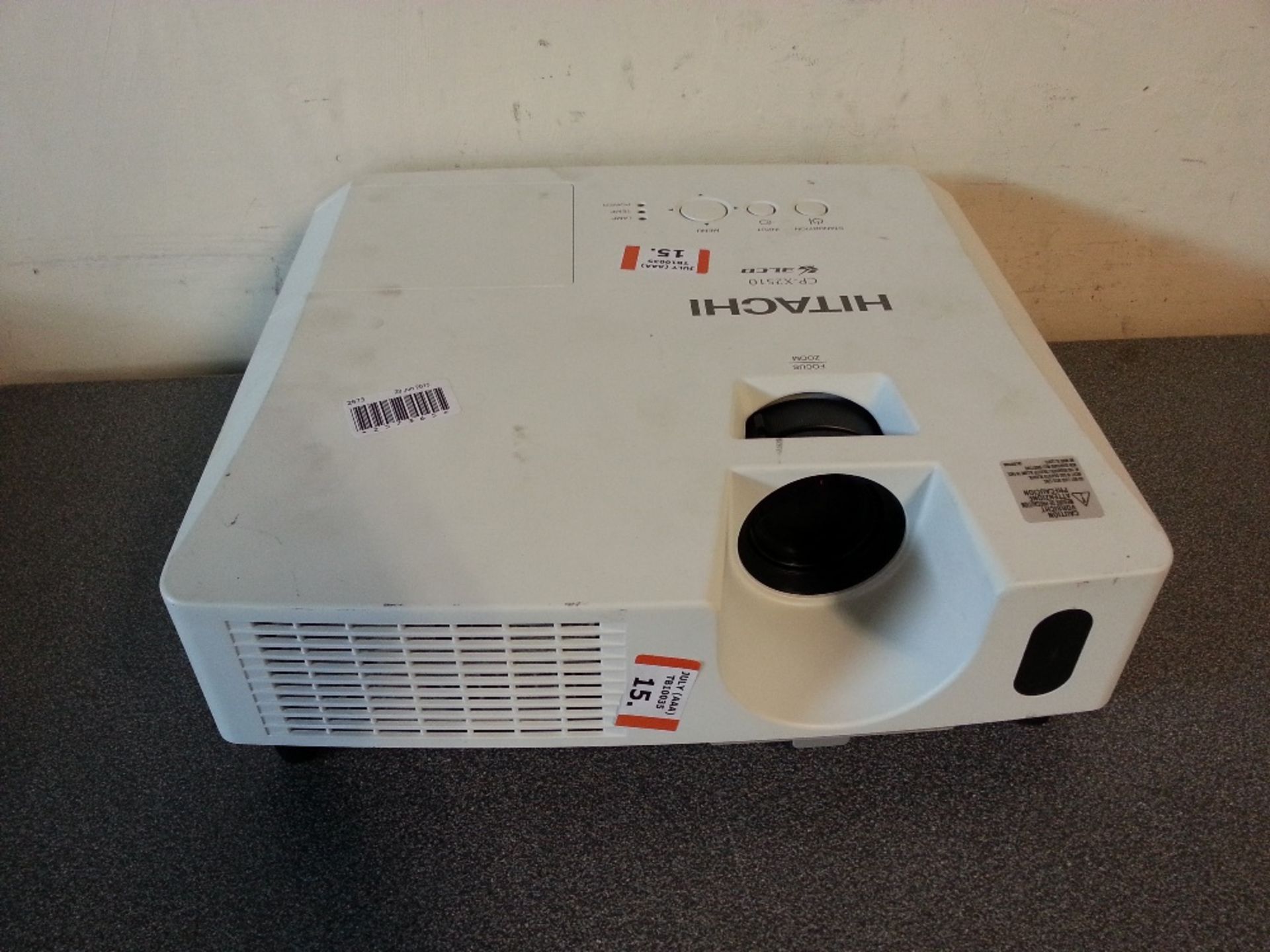 HITACHI CP-X2510 Projector - Powers On Displays An Image