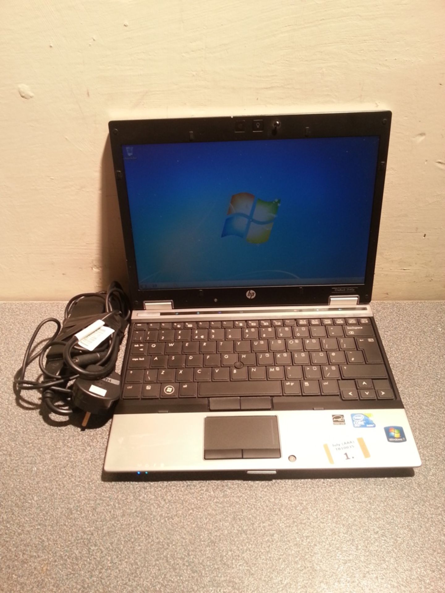 HP  Elitebook 2540P Laptop - Intel Core i5 @ 2.53Ghz - 4GB Ram - 250GB Hdd - Webcam - Charger -