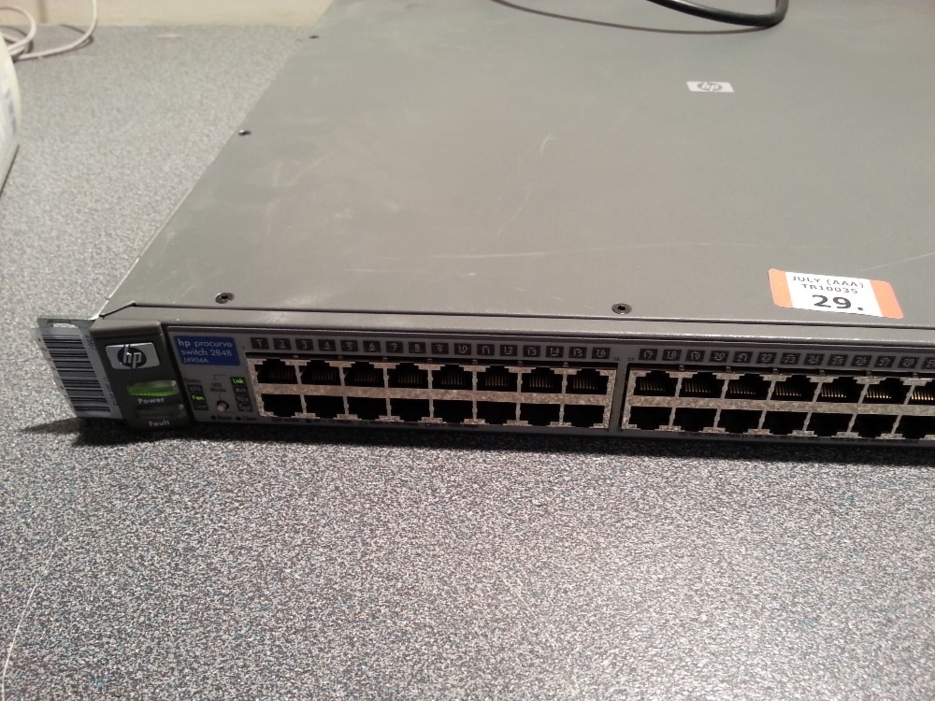 HP  Procurve 2848 J4904A 48 Port 10/100/1000 - 1U Rackmount - Powers On - Image 2 of 3