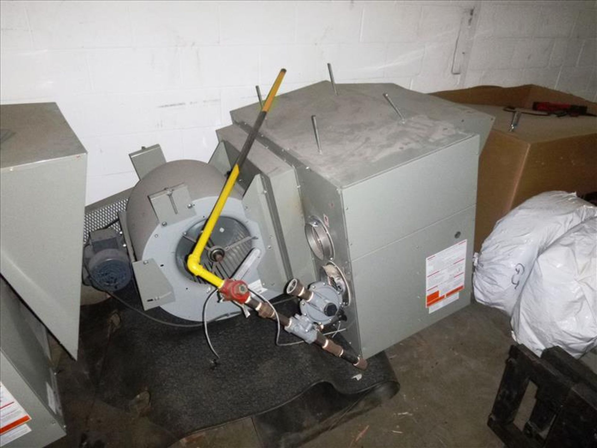 Modine Heating Unit, nat. gas, ceiling mounted, blower (located in North York ON)