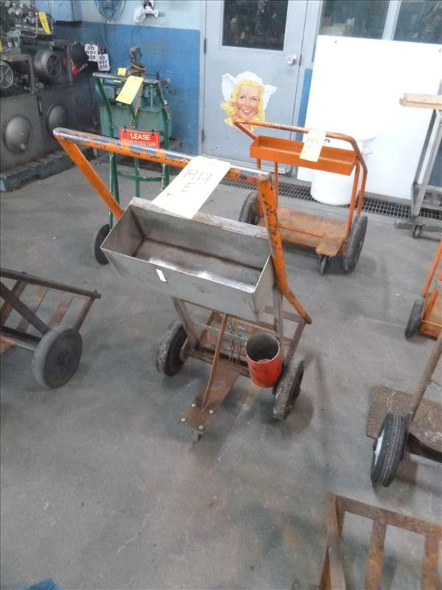 cylinder cart 3-wheel (located at 321 Courtland Ave E Kitchener ON Canada)