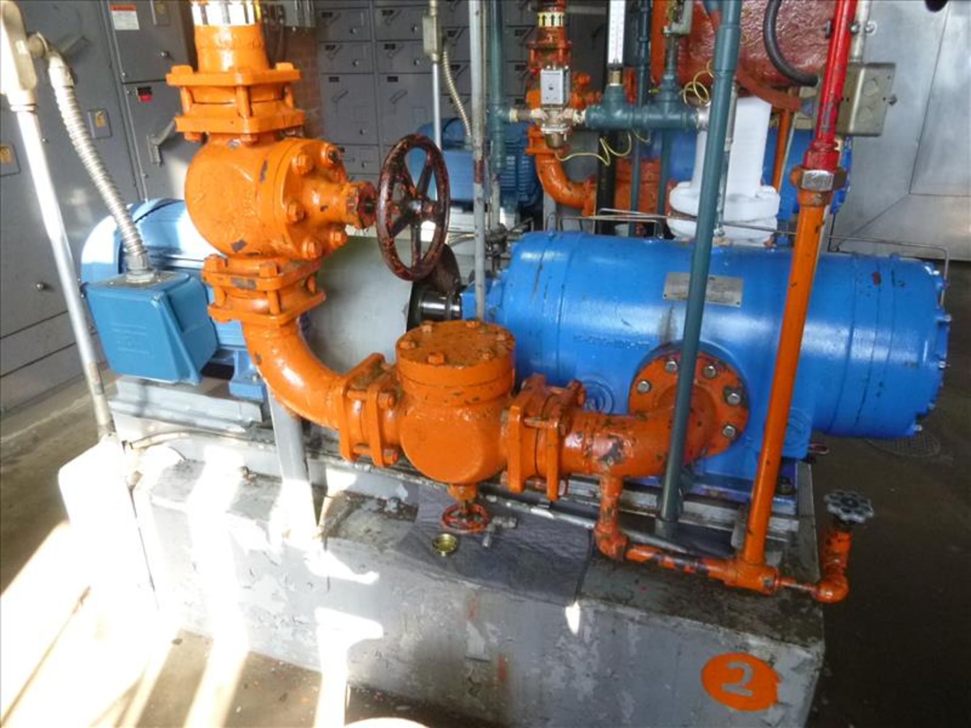Ro-Flo mod. 106 ser. no. 5016-1 40 h.p. ammonia compressor (located at 321 Courtland Ave E Kitchener