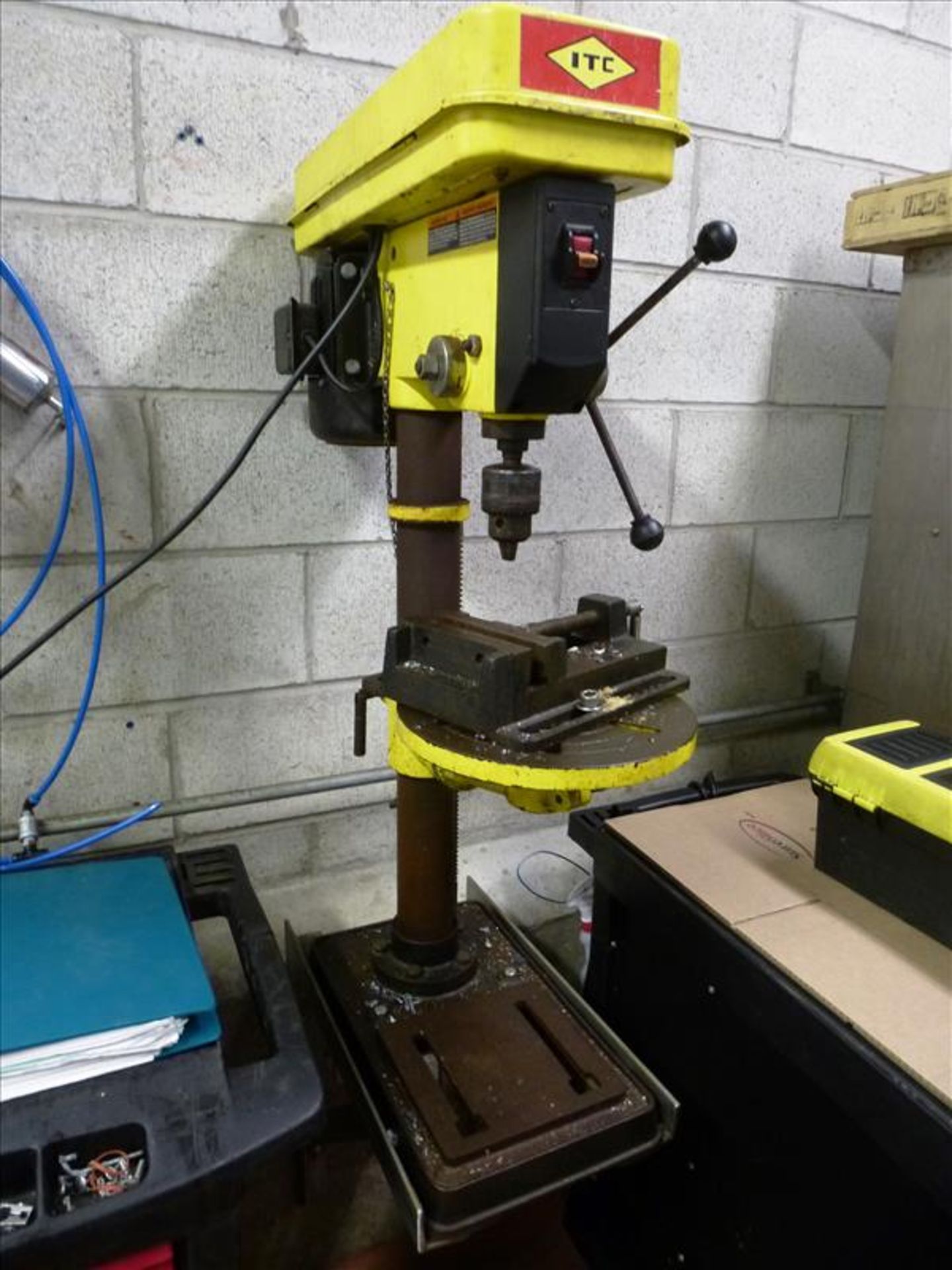 ITC bench drill press c/w vise (located at 150 Bartor Rd Toronto ON Canada)