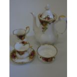 Royal Albert Old Country Roses 6 place coffee service