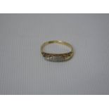 18ct gold 5 stone diamond ring