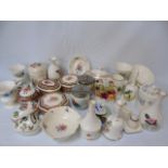 Assorted collectable china to include wedgwood, Royal Worcester and others