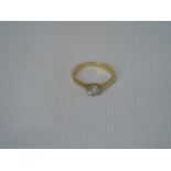 9ct Gold solitaire diamond ring