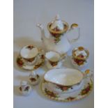 Part coffee set Royal Albert Old Country Roses and other table ware items