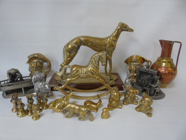 Assorted ornamental metal ware items