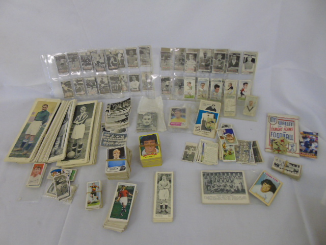 Box of mainly football related collectors cards.