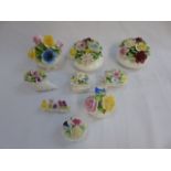 9 various posies to include examples by Royal Doulton and Coalport