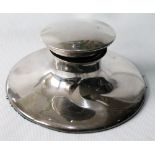 Silver capstan inkwell, Birmingham 1924.