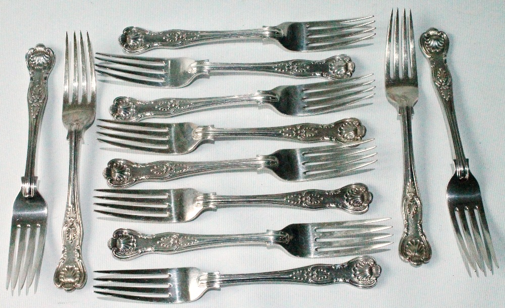 Set of twelve silver dessert forks of King's pattern, 1937, 26oz.