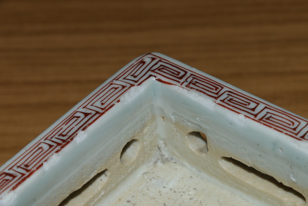 Chinese 19th century Canton famille rose vase of tapering square section, the body decorated with - Image 9 of 11