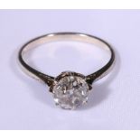 Diamond solitaire ring with round brillant cut diamond (6mm dia.