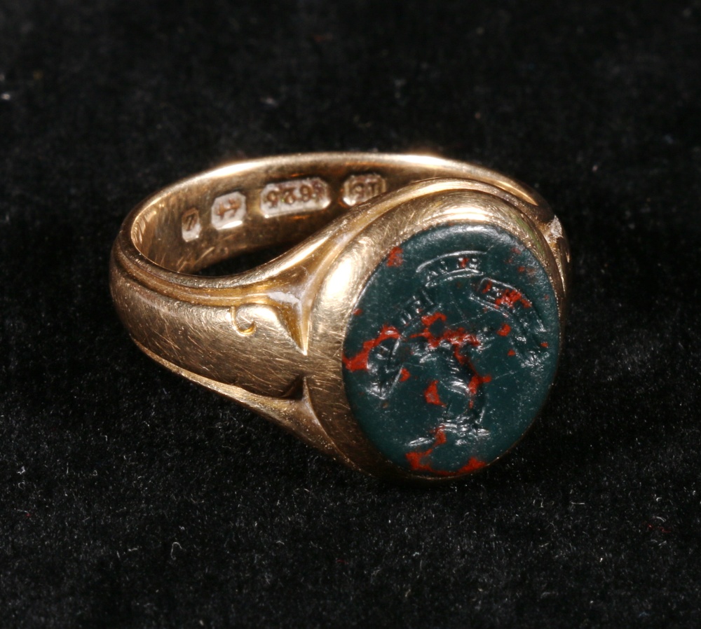 19th century 15ct gold signet ring with intaglio carved bloodstone seal CONDITION REPORT: Some grime