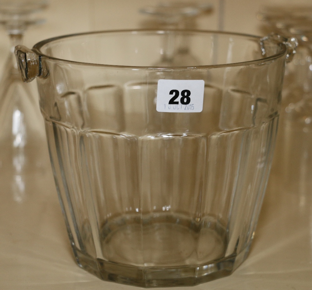 Modern glass twin handled ice bucket. 16.