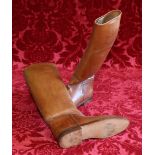 Pair of gentleman's brown leather riding boots CONDITION REPORT: Show only minor use
Generally in