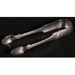 George IV silver shell and fiddle pattern sugar tongs, maker J McKay, with anthemion bowls,