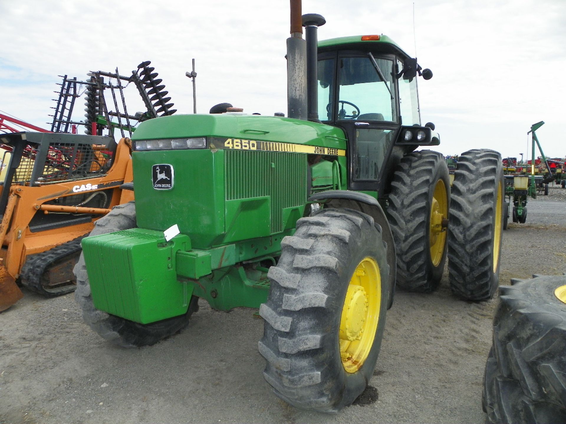 John Deere 4650