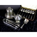 An Edwardian silver bell shaped ink well