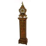 OROLOGIO stile boulle in noce con tarsie in rame. Primi '900 Misure: cm 43 x 22 x h 195