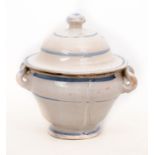 ZUPPIERINA in ceramica smaltata e decorata. XIX secolo Misure: h cm 23