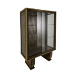 VETRINETTA deco' a due ante scorrevoli in vetro. Meta’ ’900 Misure: cm 110 x 42 x h 166