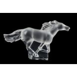 SCULTURA in cristallo Lalique raffigurante "cavallo al galoppo". Francia XX secolo Misure: h cm 11,