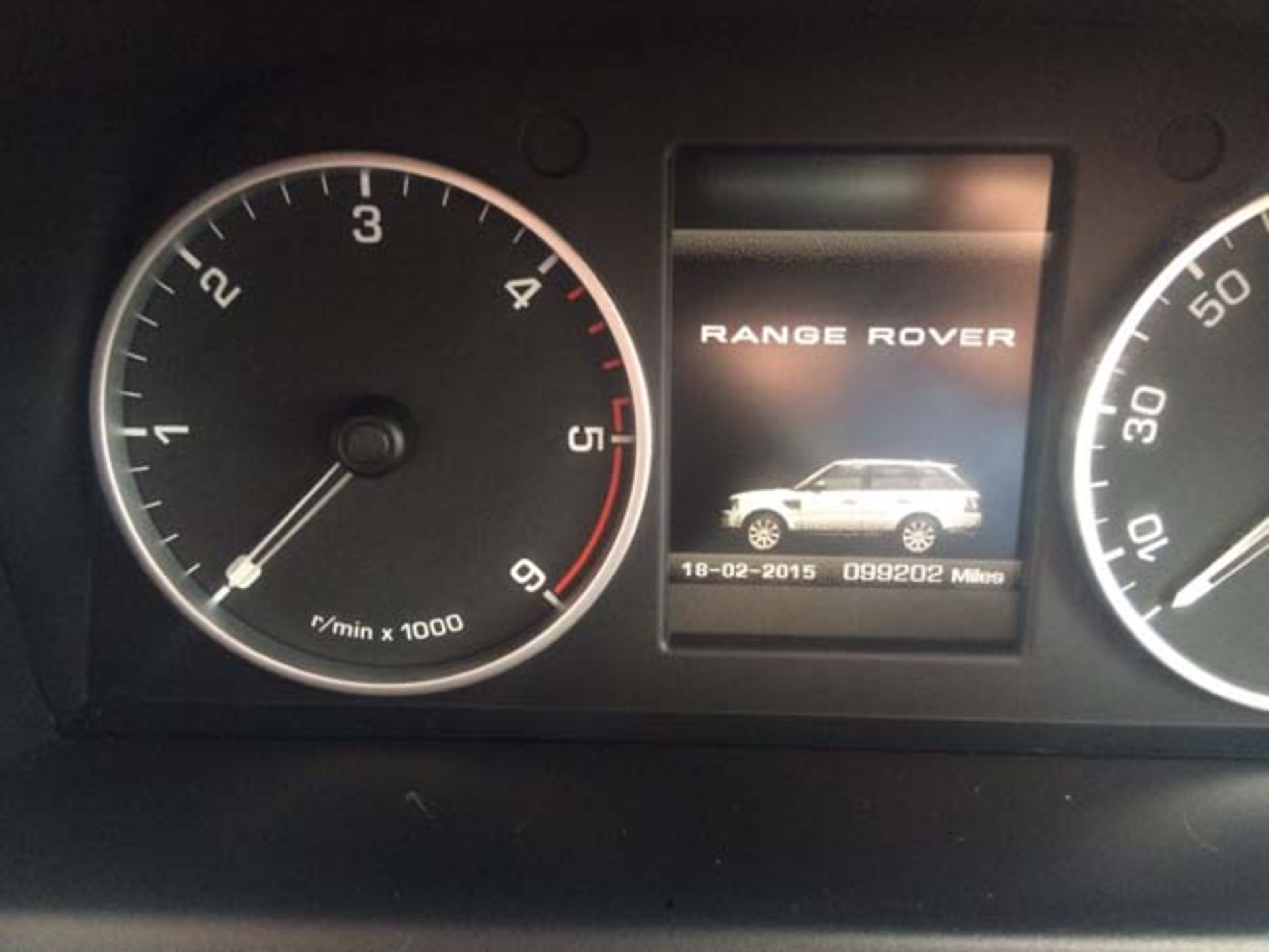 RANGE ROVER SPORT 3.0TD V6 - Image 4 of 9