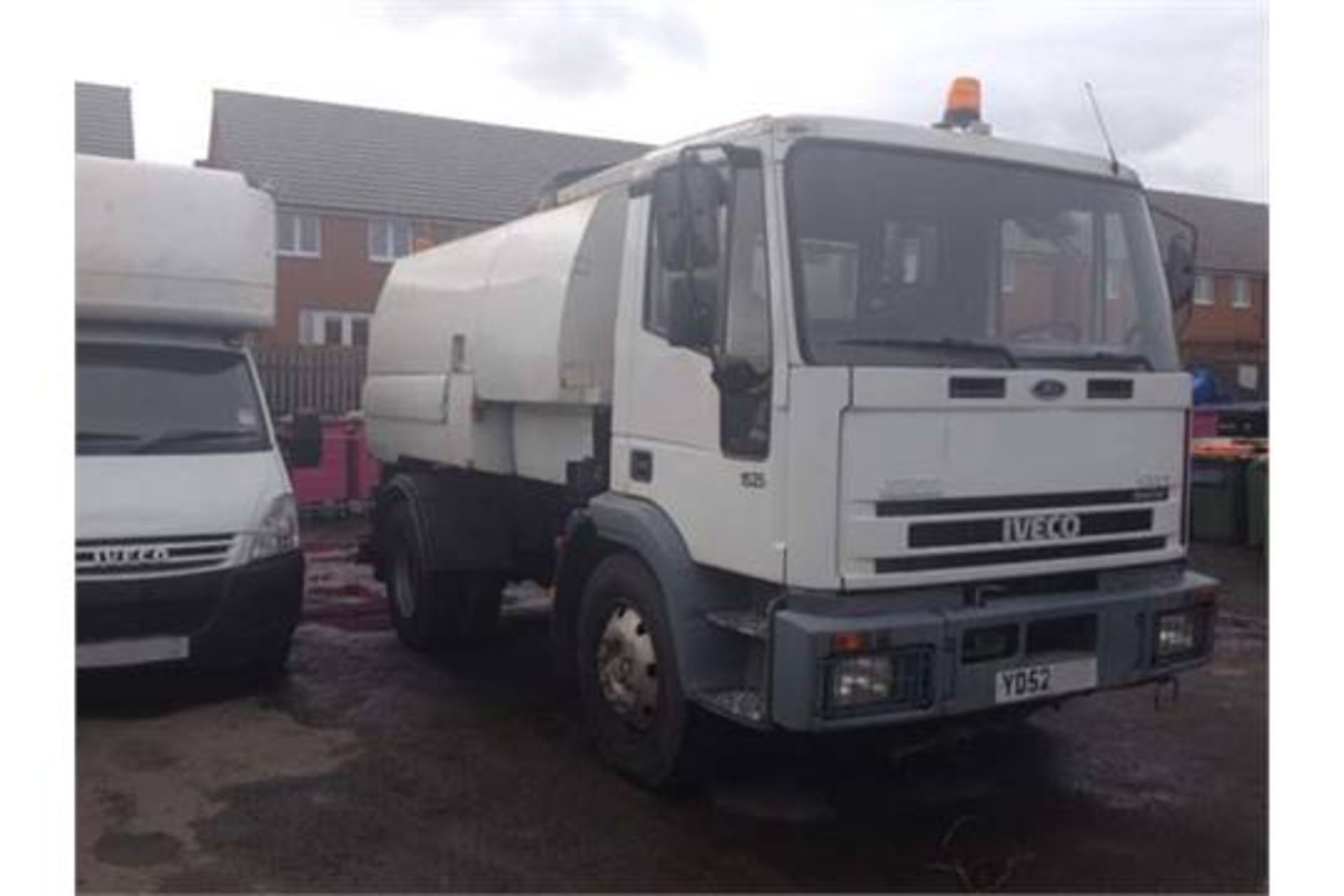 IVECO ML130E18 CHASSIS JOHNSON SWEEPER VT600 BODY