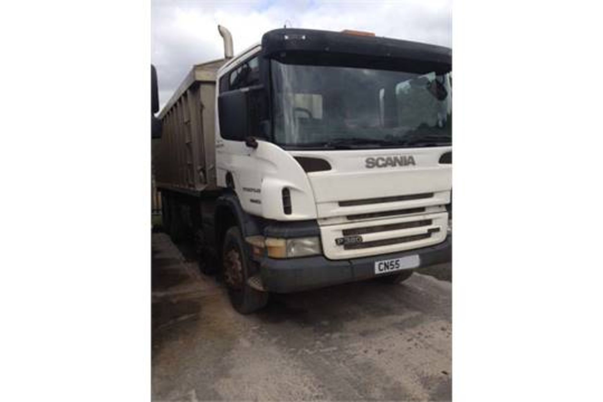 SCANIA P380 EIGHT WHEEL TIPPER - Image 14 of 14