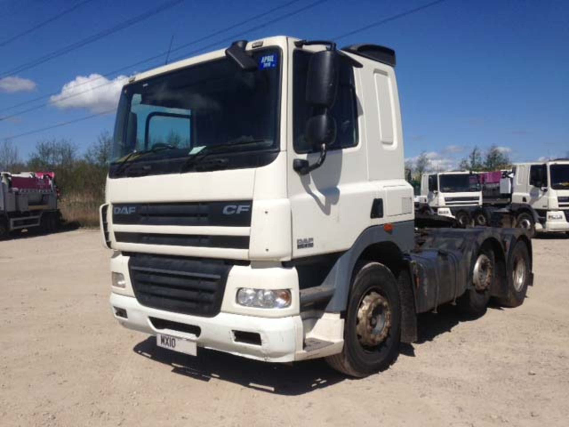 2010 DAF 85.410 6X2 TRACTOR UNIT, *CHOICE* - Image 2 of 17