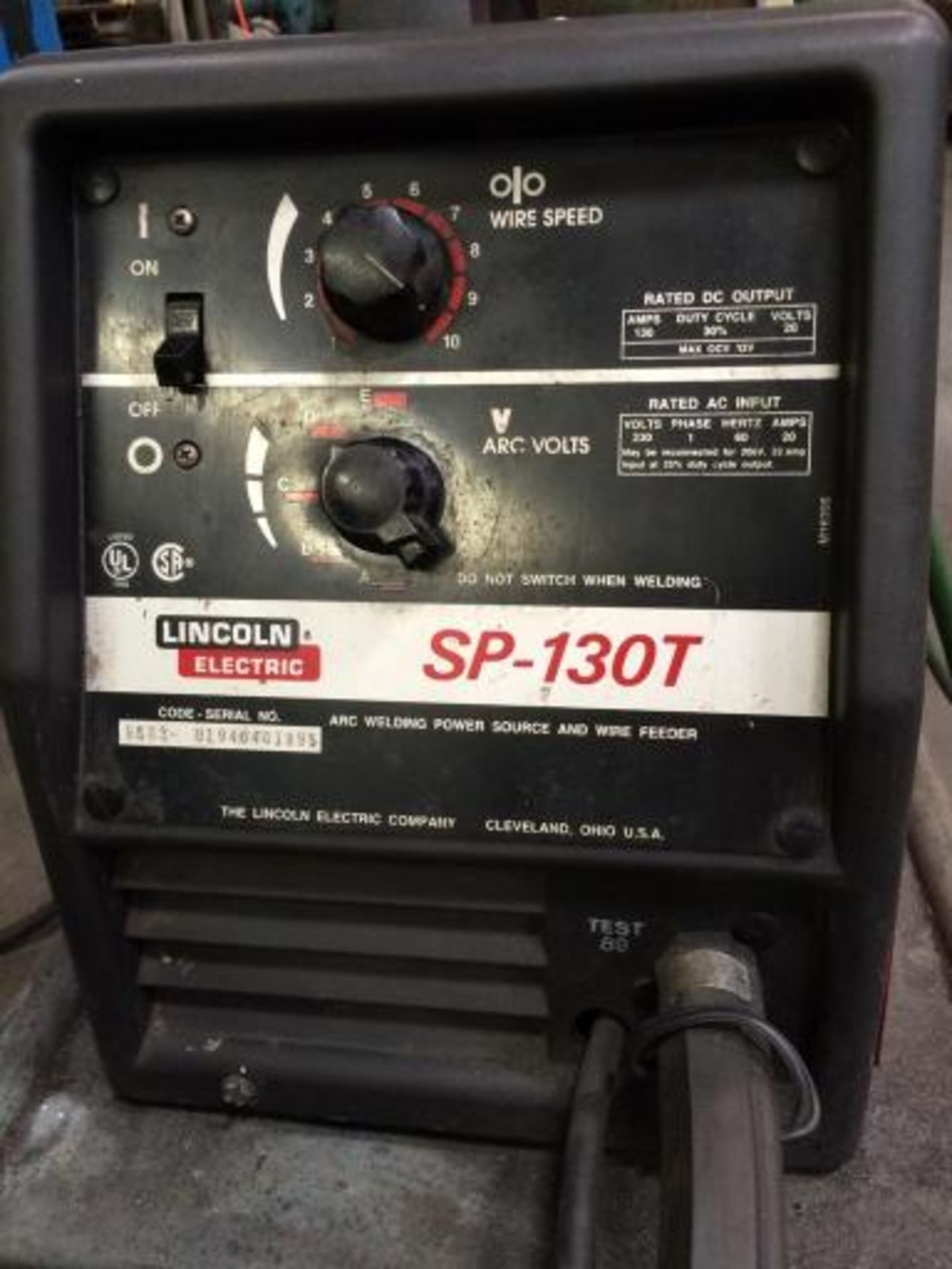 ln Model: SP-130T DC Output : 130 Amps 20 Volts AC Output : 230 Volts Phase 1 20 Amps A B C D E - Image 2 of 3