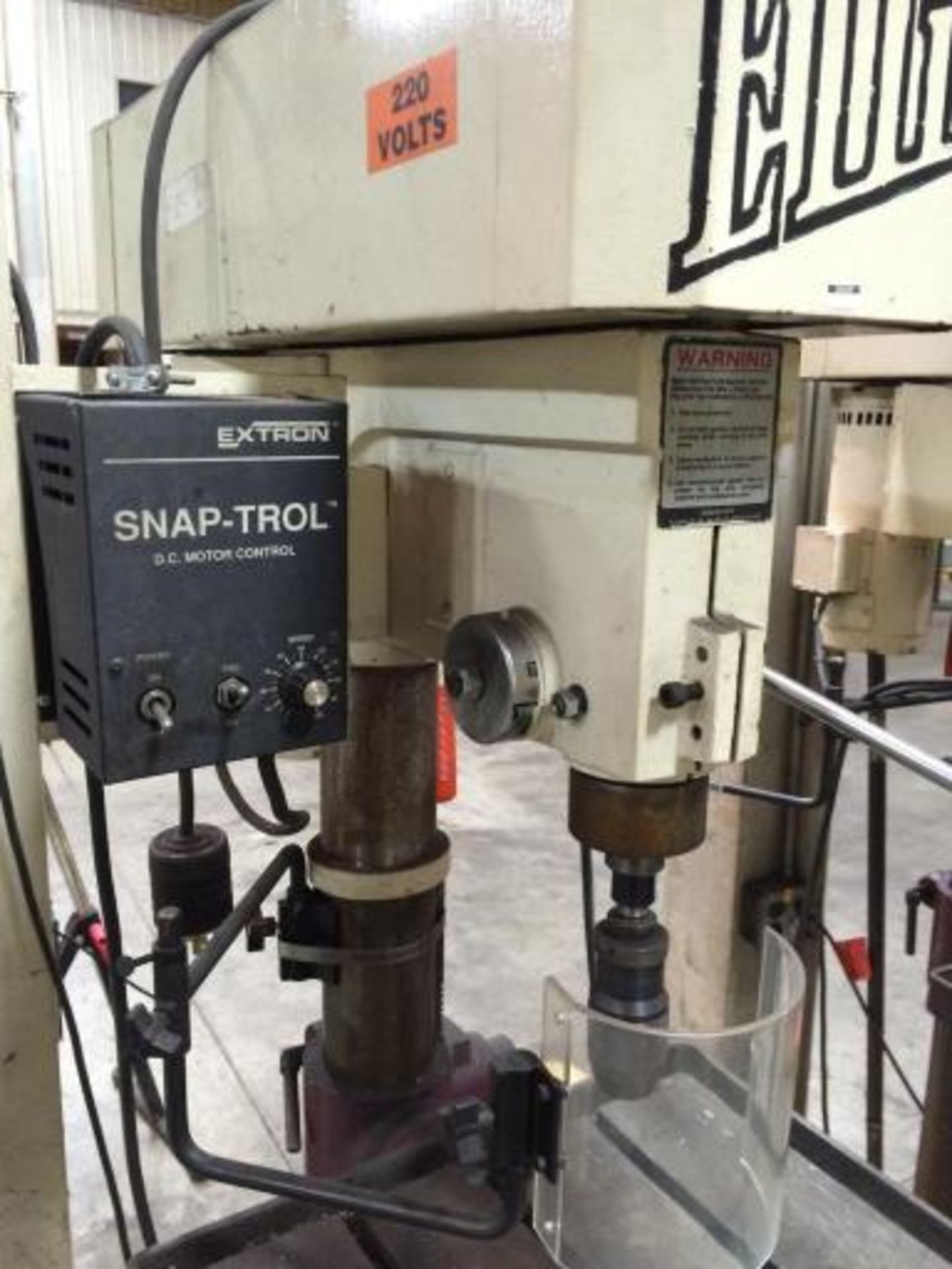 Model : 9000 ELLIS MODEL 9000 VARIABLE SPEED DRILL PRESS, 20" SPINDLE SPEEDS 0 - 1200 RPM DRILLS - Image 2 of 4