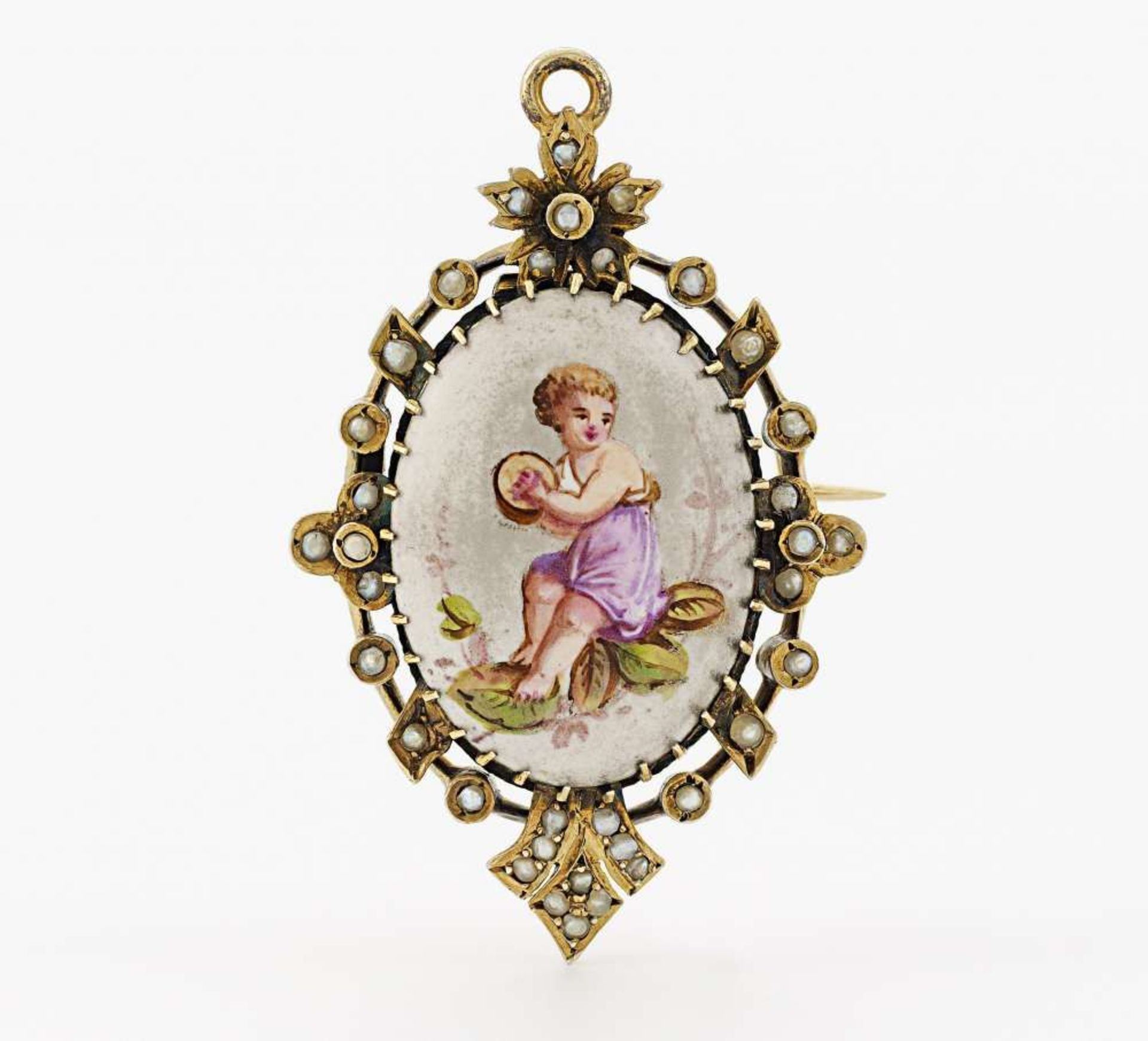 Antique Painted Porcelain Brooch.   585/- yellow gold, weight: 12,0g. 35 tiny seedpearls, H x B=4,
