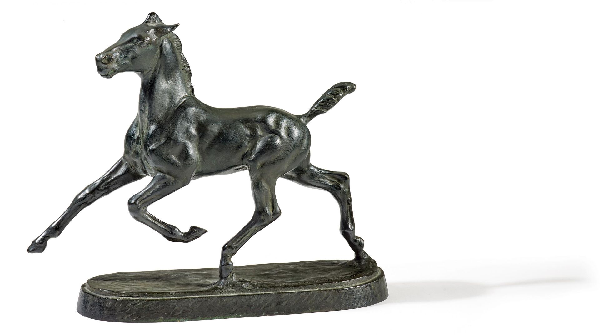 HUßMANN, ALBERT HINRICH1874 Lüdingworth - 1946 FürstenbergTrotting Foal. Bronze. Height: 30,1cm.