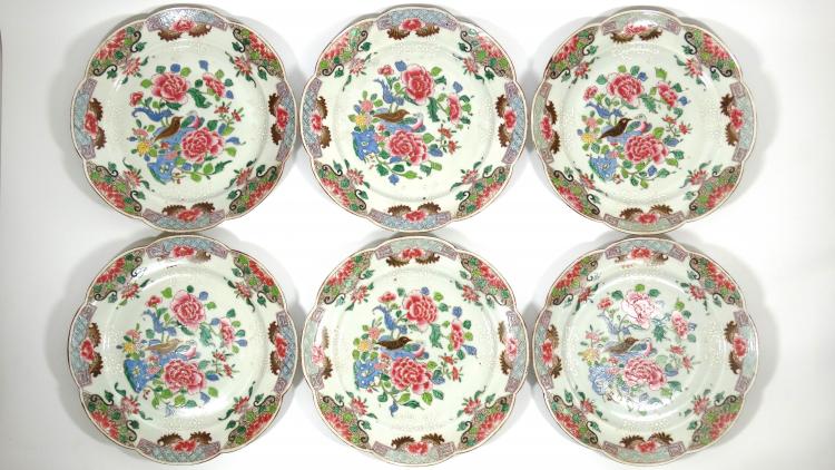 serie van 6 famille rose borden
serie van 6 Chinees porseleinen famille rose borden met
