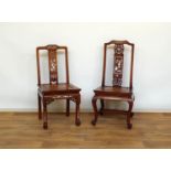 2 Chinese stoelen met inlegwerk
2 Chinese rozenhouten stoelen met inlegwerk van parelmoer met