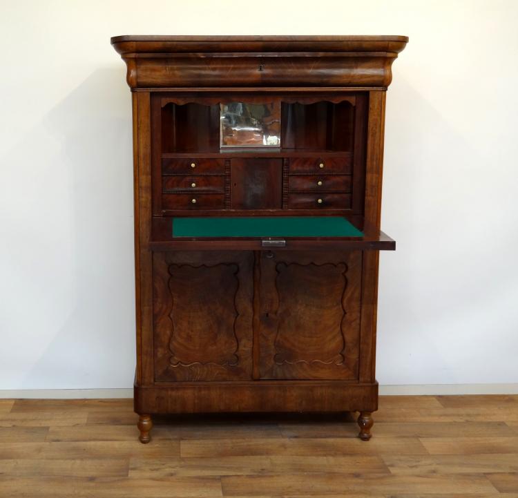 secretaire
Hollandse mahonie gefineerde biedermeier secretaire met lade, interieur achter opklapbaar