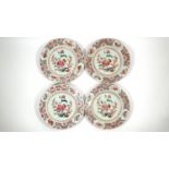 4 famille rose borden
serie van 4 Chinees porseleinen famille rose borden met decor van bloemen,
