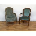 2 fauteuils, L. XVI stijl
mahonie Louis XVI armstoel met boogvormige rug en rustend op gecanneleerde