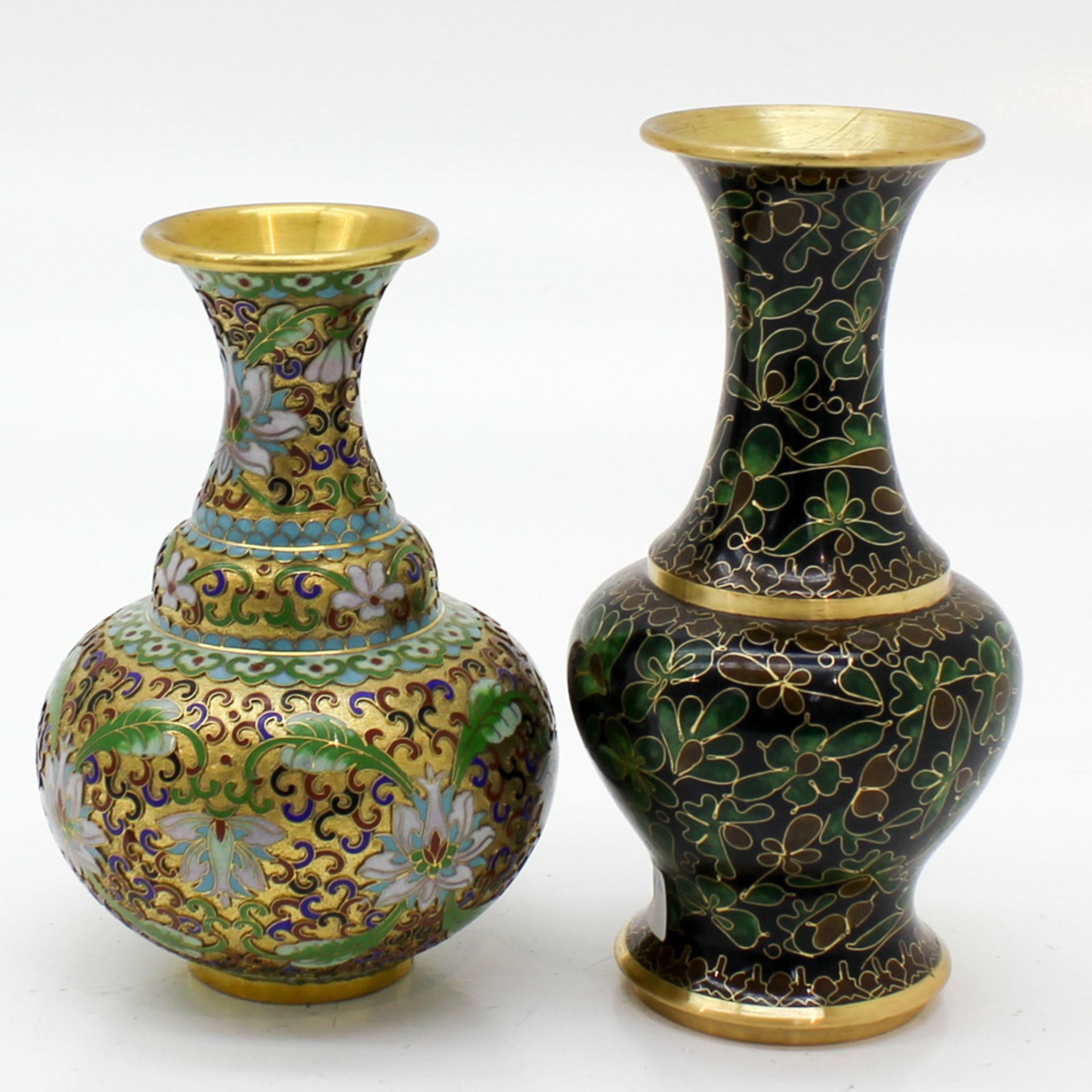 Lot of 2 Chinese CloisonnÈ Vases 20 cm and 18 cm tall. - Bild 2 aus 6